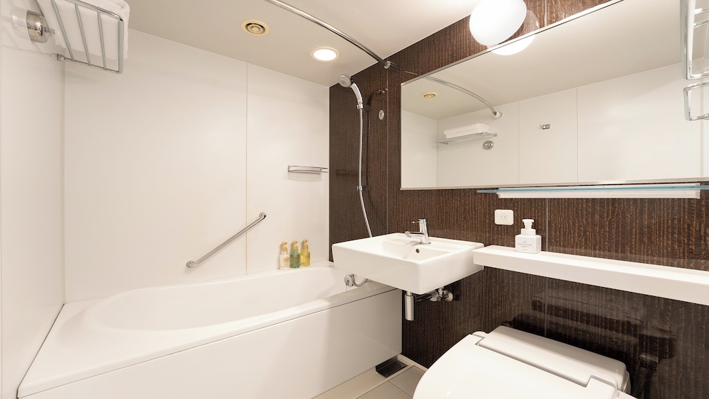 غرفة كومفورت بسرير كوين، Hotel Jal City Kannai Yokohama 2/2