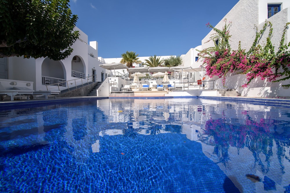 Rk Beach Hotel 51/52