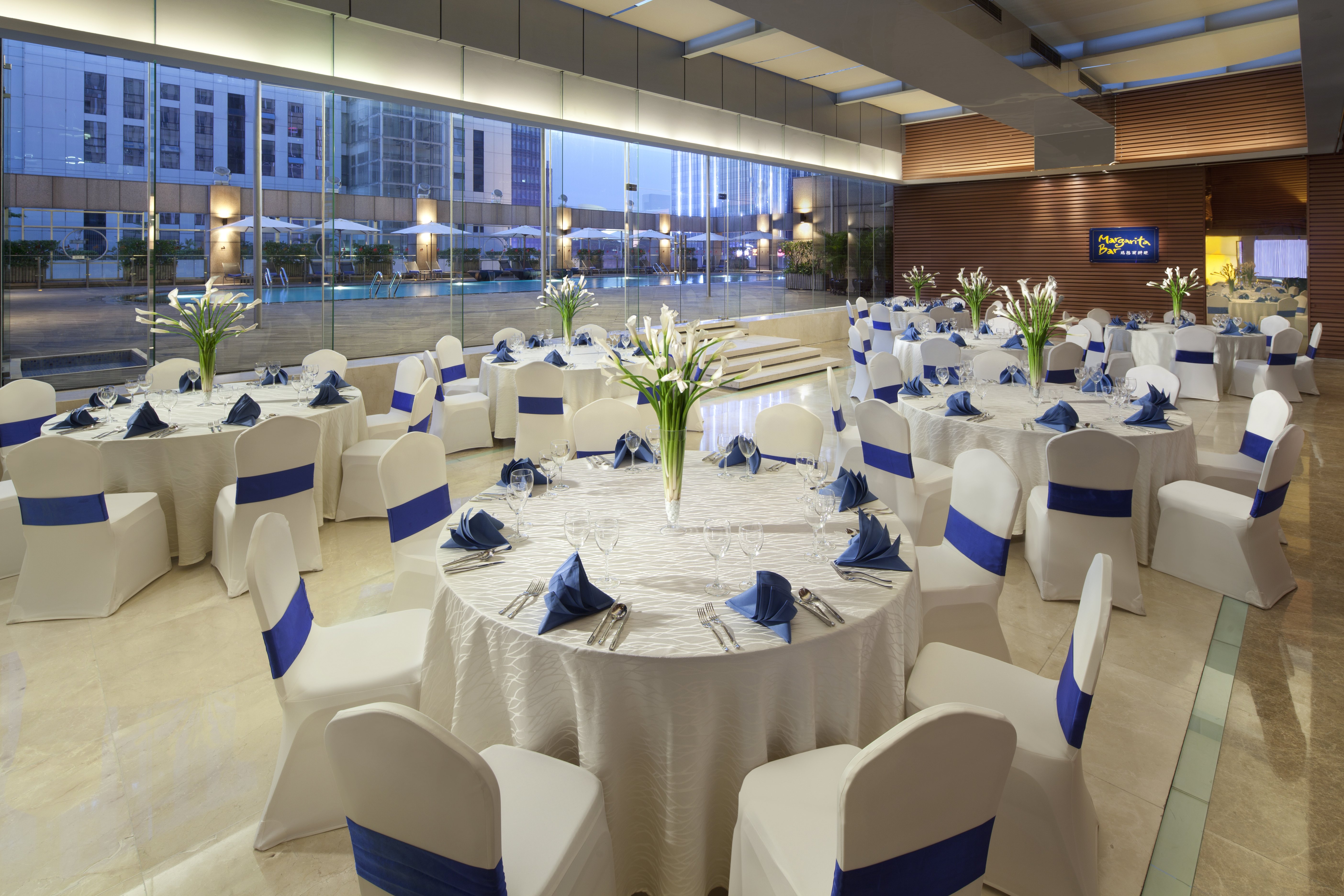 Crowne Plaza Shenzhen Futian 65/86