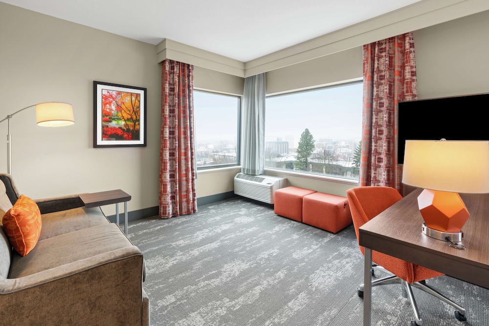 Hampton Inn & Suites Spokane Downtown-South 35/56