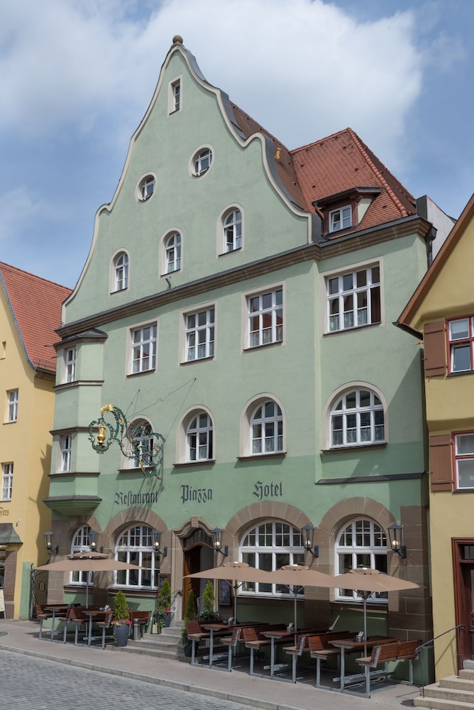 Hotel Restaurant Piazza 3/50