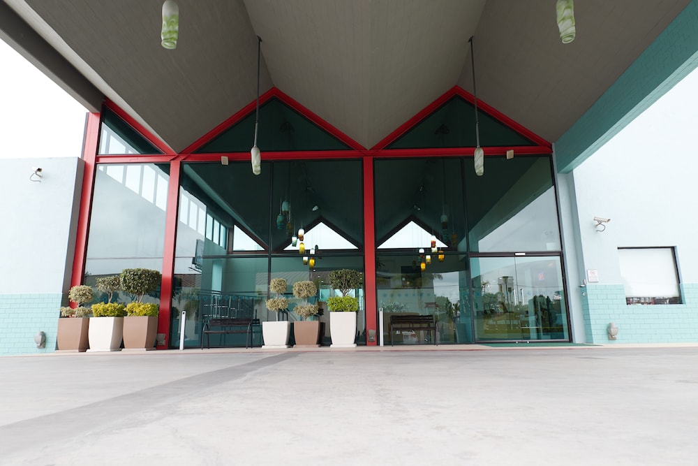 Excellence Express & Suites San Juan Del Rio 33/39