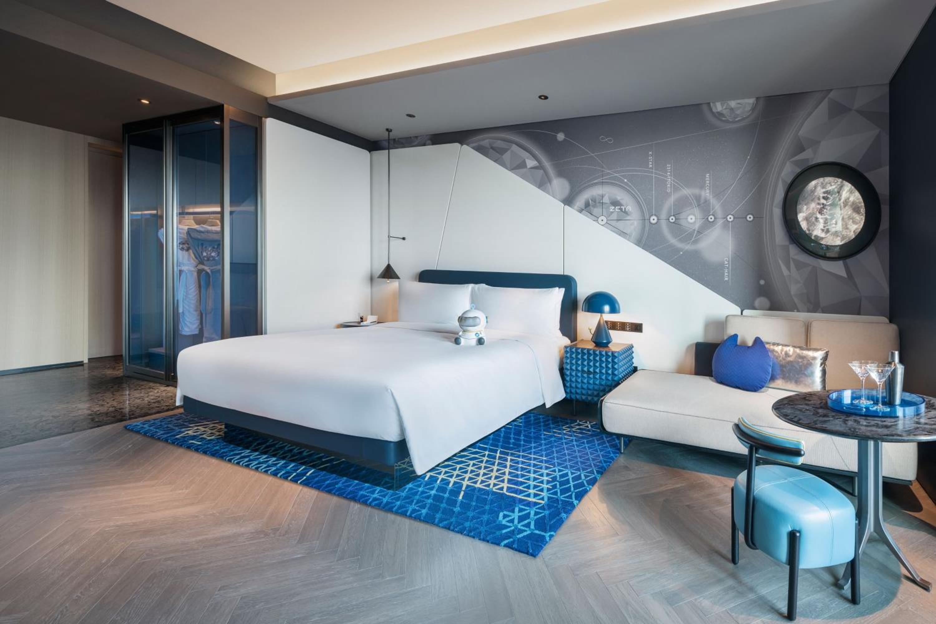 Fabulous, King Bed, City View