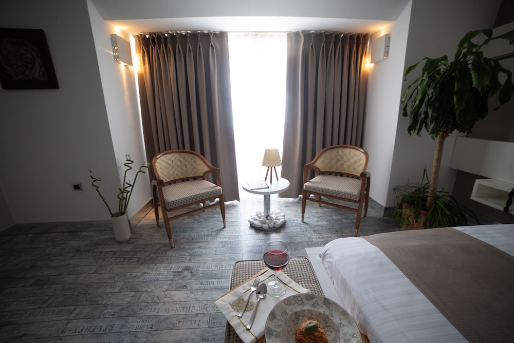 ATIK HOTEL 18/73