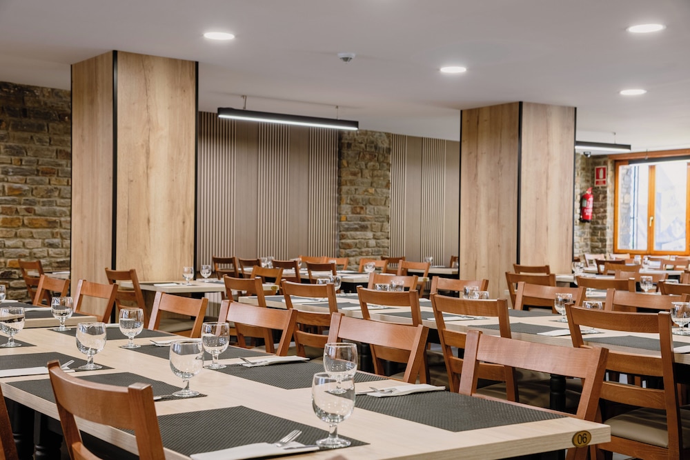Cal Ruiz Hotel 63/72