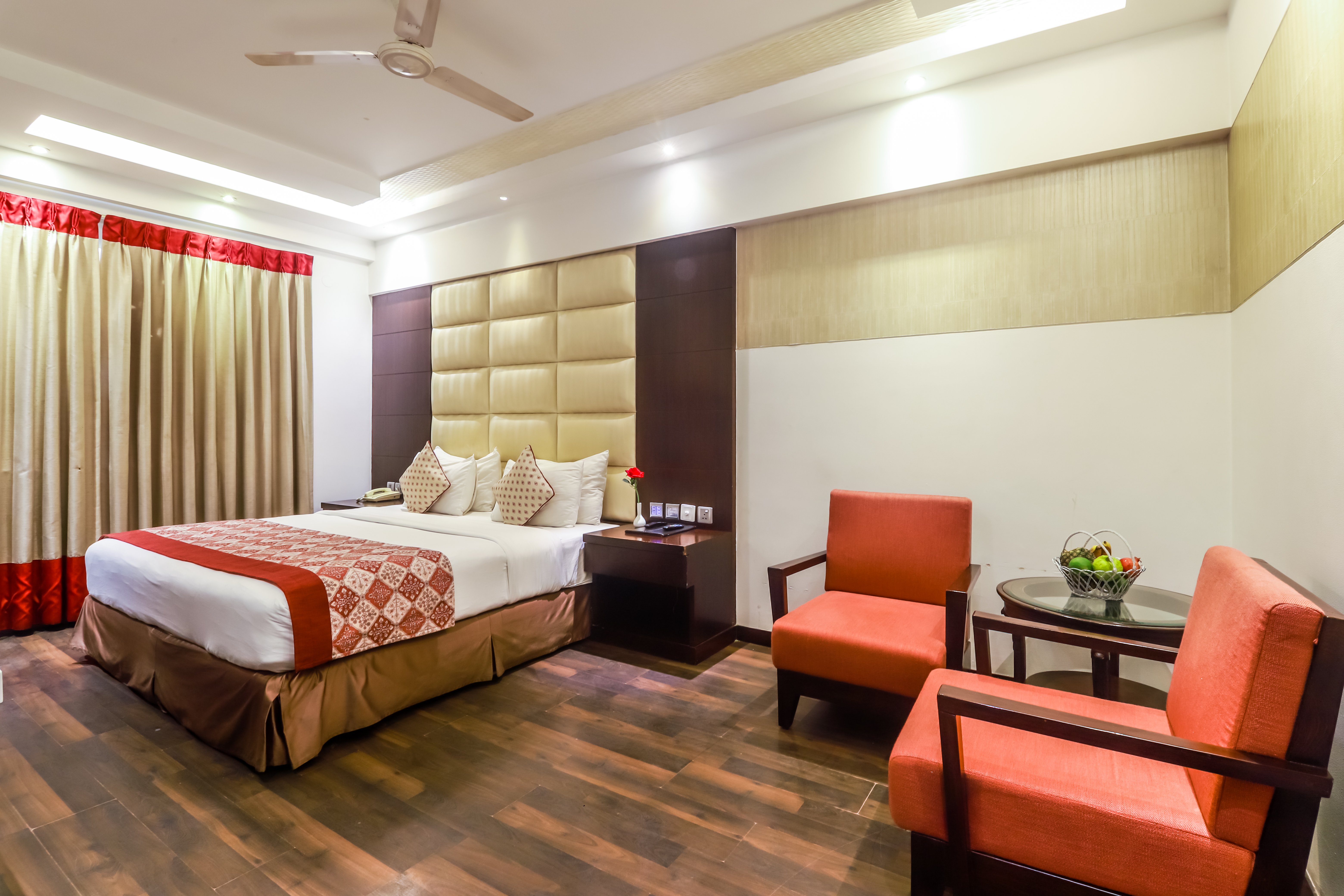 Grand Godwin Hotel 18/40