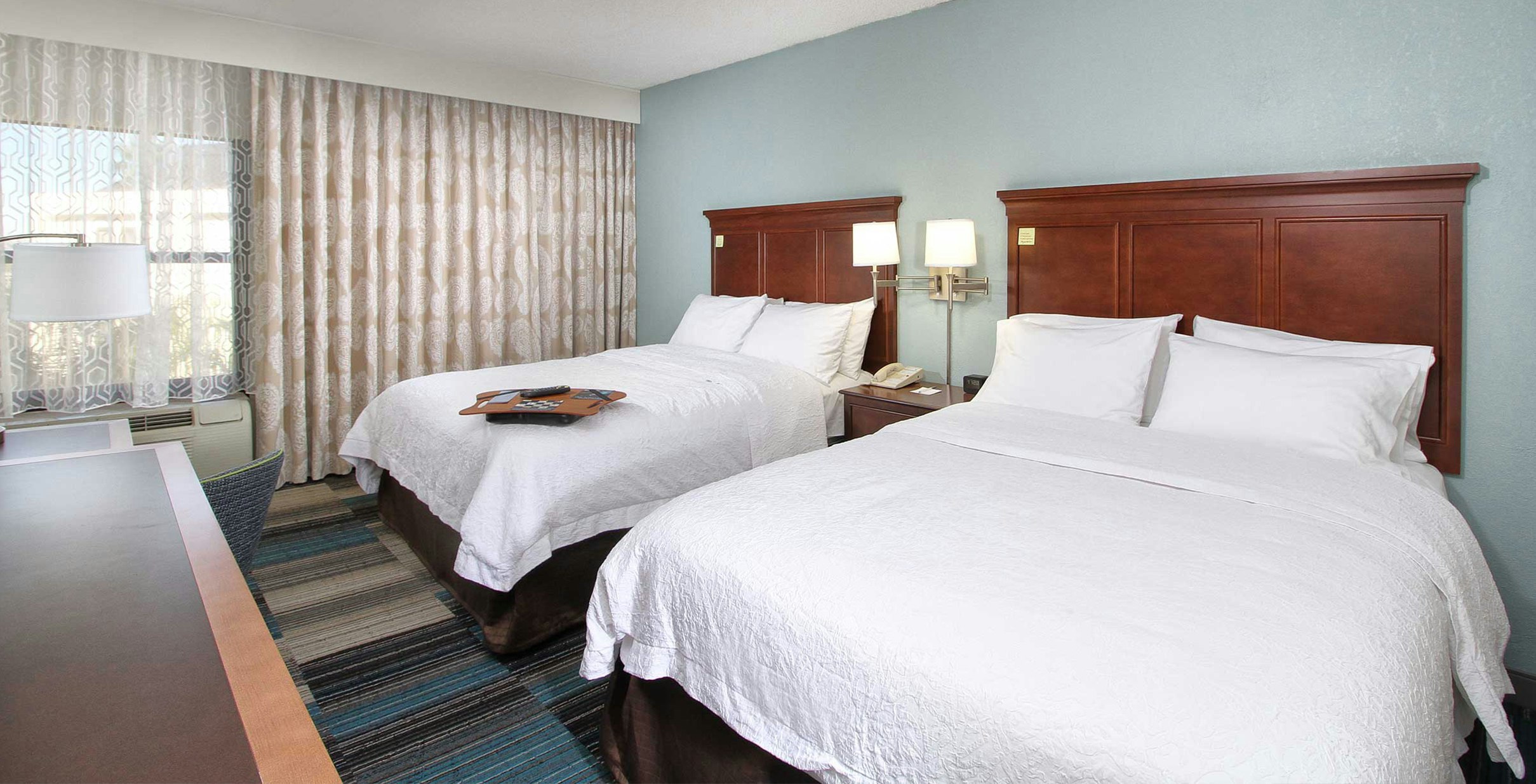 ROOM, 2 DOUBLE BEDS