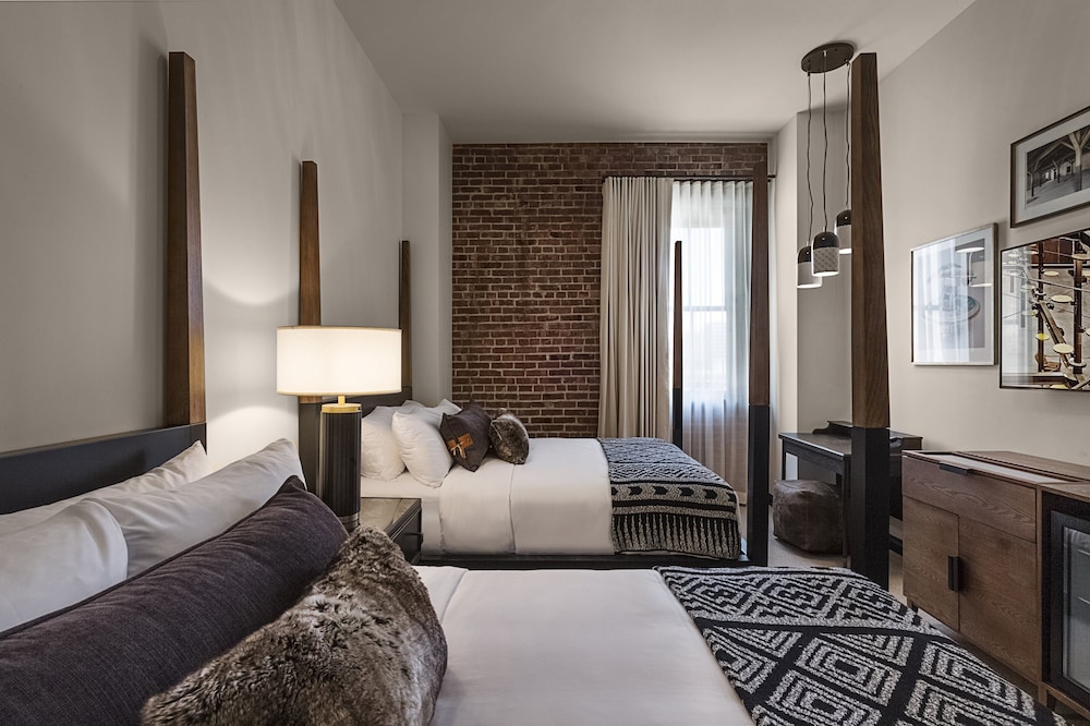 GUEST ROOM, TRADITIONAL, 2 QUEEN BEDS
