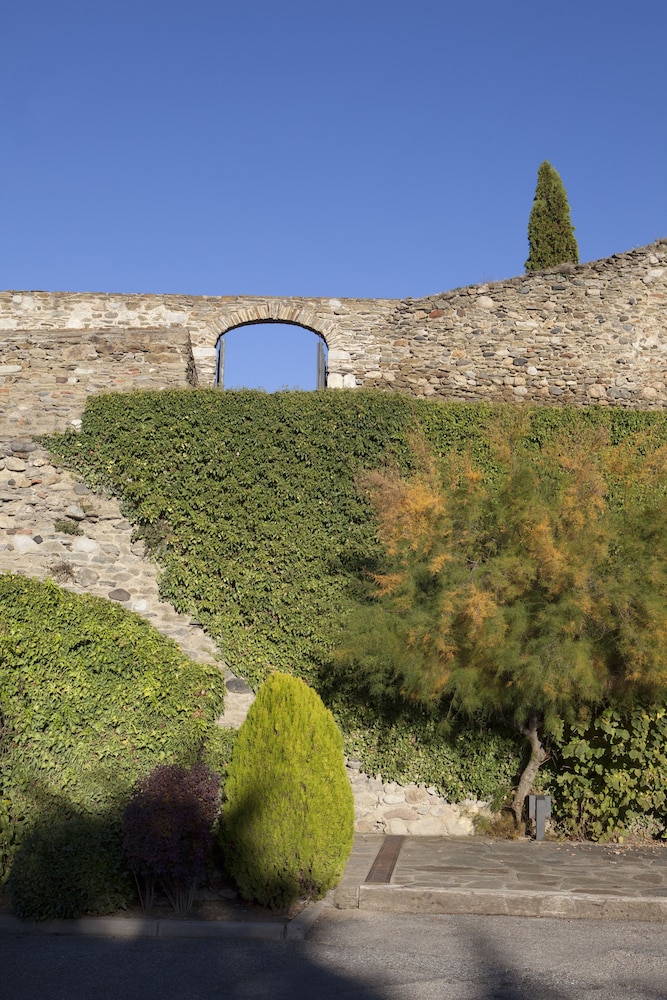 El Castell de Ciutat 45/50