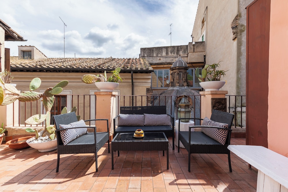 Navona Sunshine Big Terrace 24/38