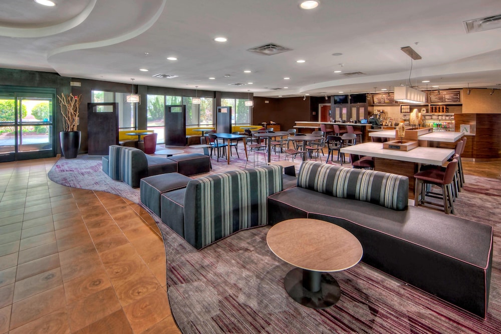 Courtyard By Marriott Memphis Southaven 36/48