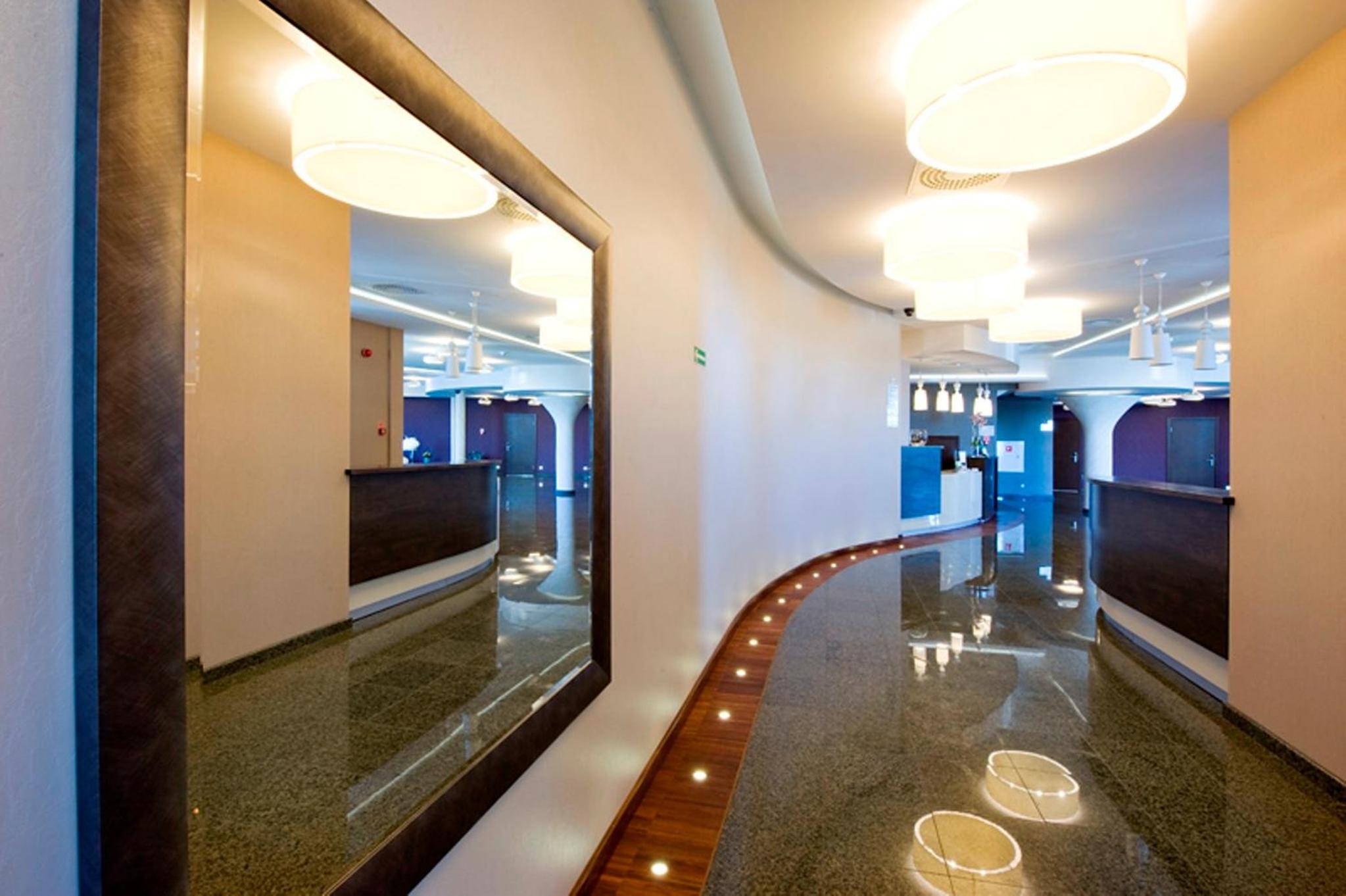 HOTEL SYMFONIA(EX. BEST WESTERN Symfonia Hotel) 36/50