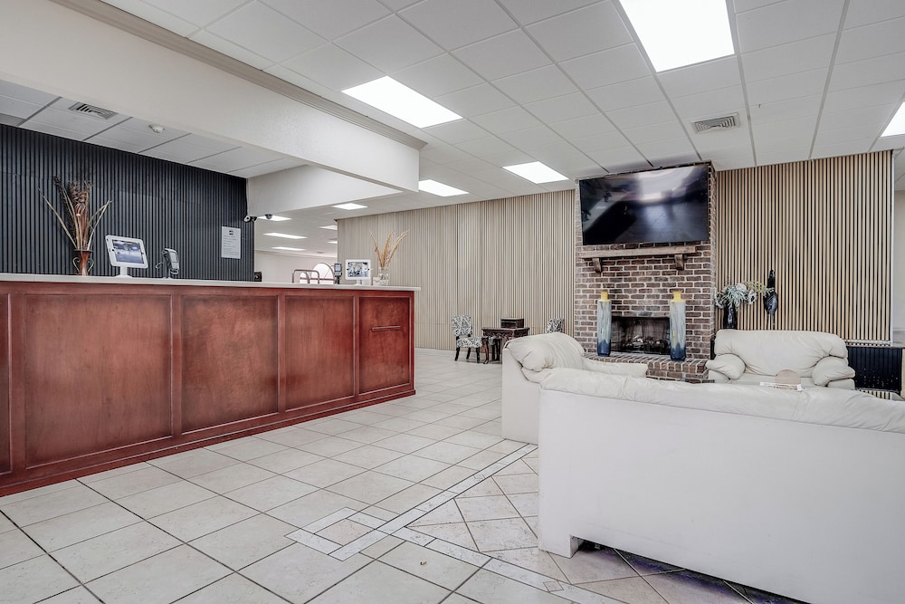 Clarks Inn Savannah Airport 5/44