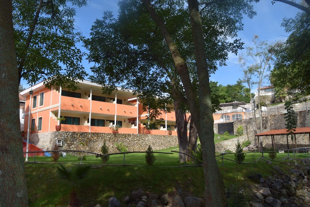 Hotel Chapala Country 2/49