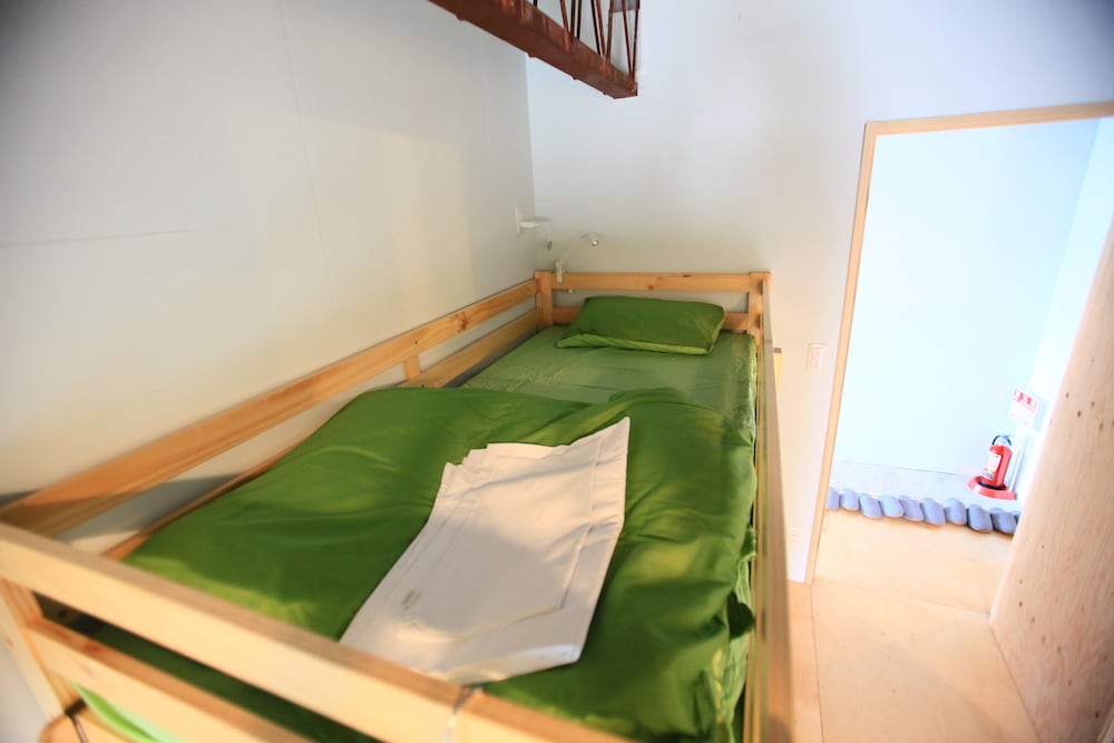 Kamp Houkan Cho Backpacker S Inn Lounge 32/36