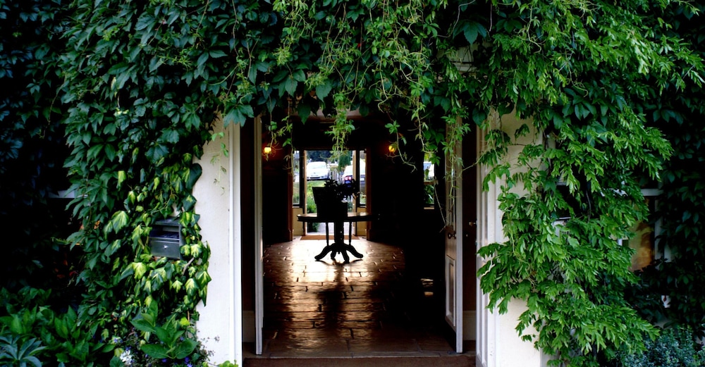 Brooklodge Hotel and Macreddin Village 5/65
