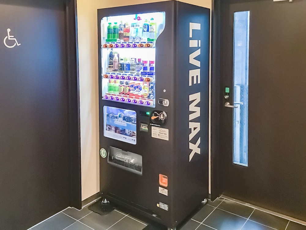 Hotel Livemax Yokohama Station West Exit photo4