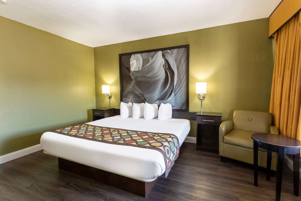 Room, King Bed, Accessible