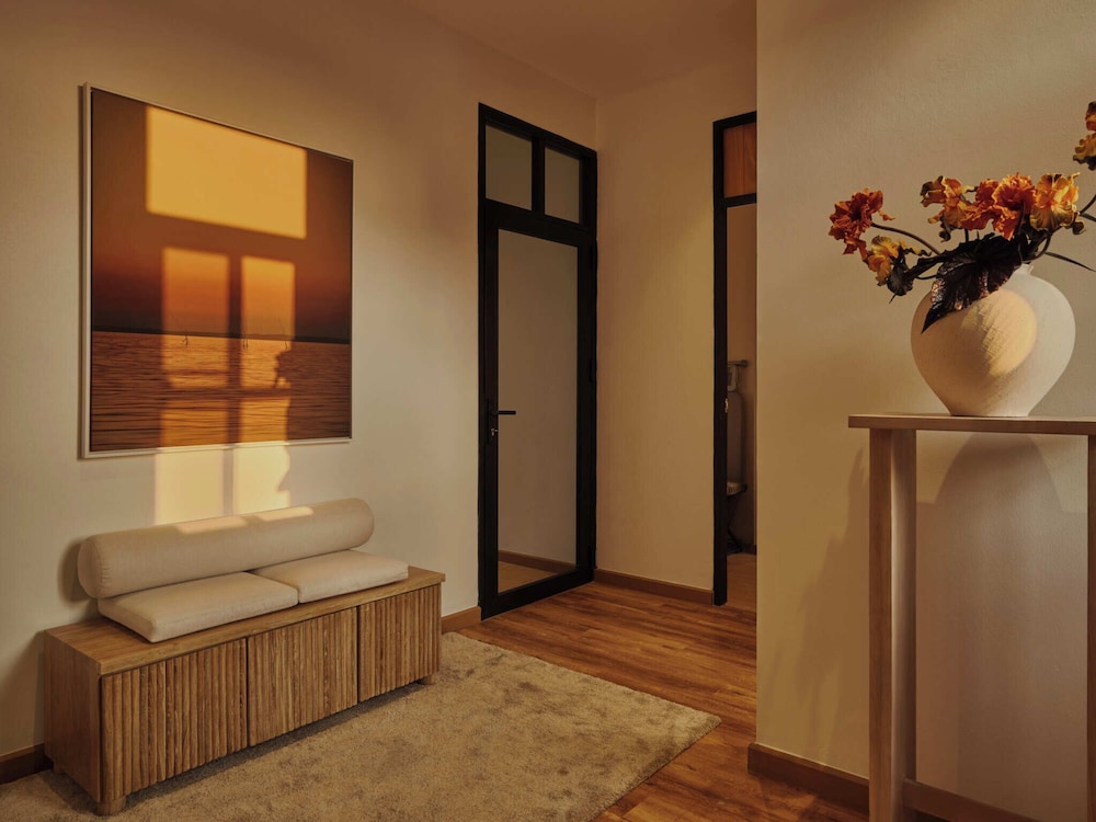 جناح عائلي بسرير كينج بإطلالة على الجبل بشرفة، The Motifs Eco Hotel 7/7
