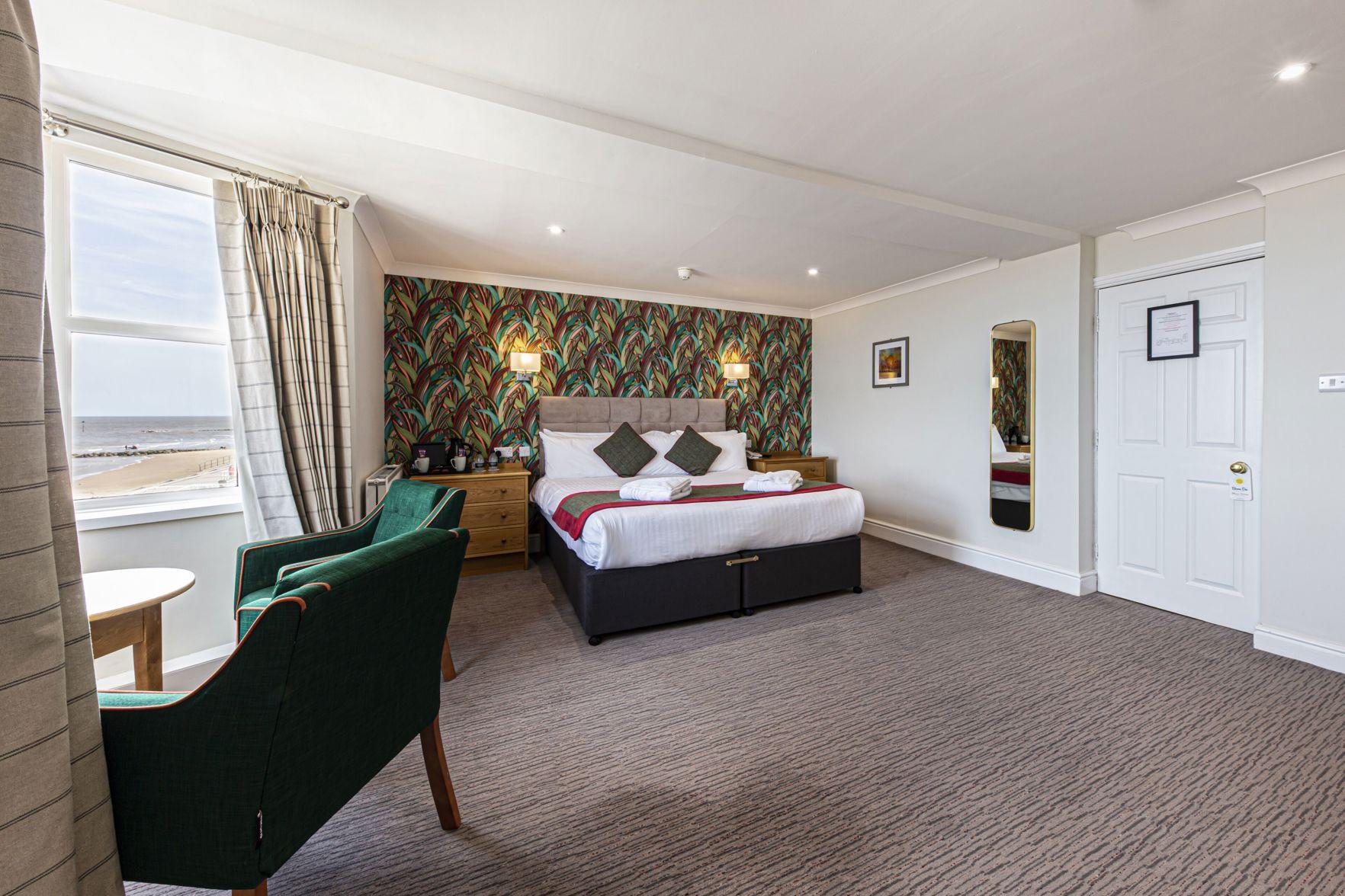 Superior, Double Bed, Coast View