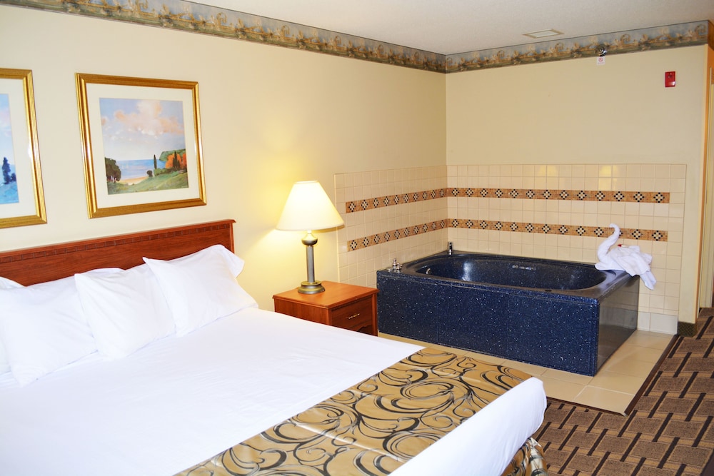 Baymont by Wyndham Waterford/Burlington WI 10/43