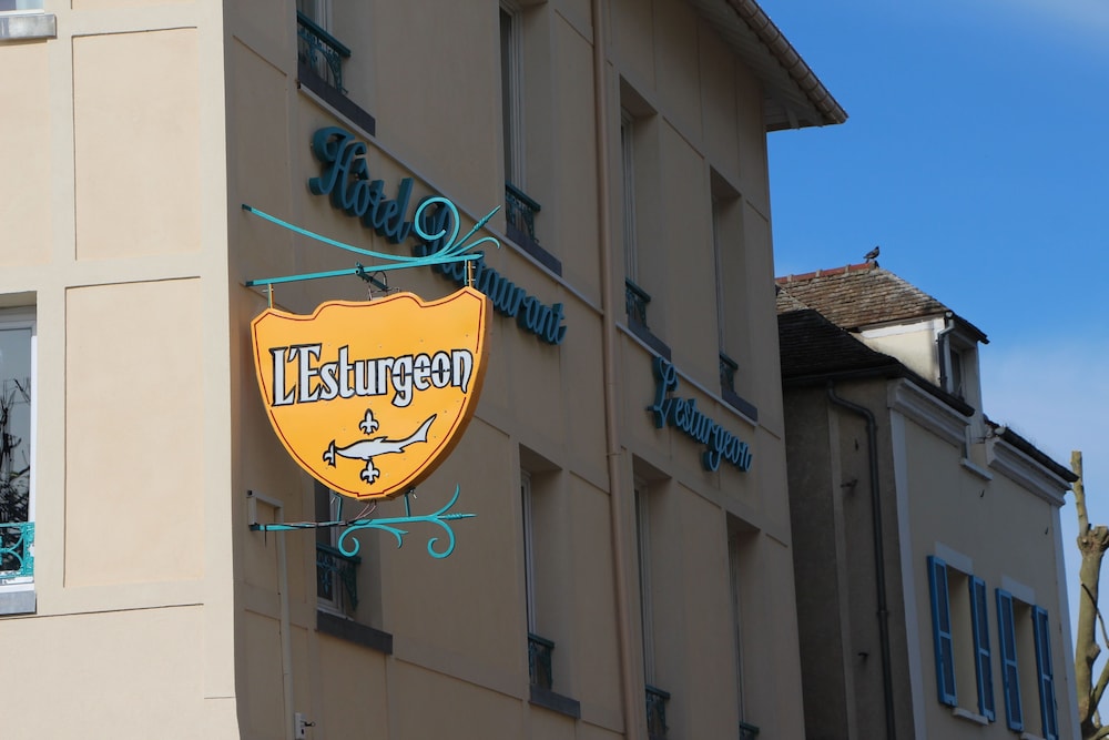 Hotel Restaurant L'Esturgeon 2/50
