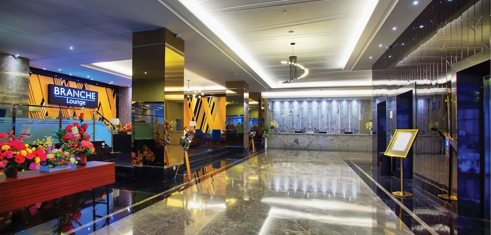 Hotel Golden Tulip Essential Makassar 3/41