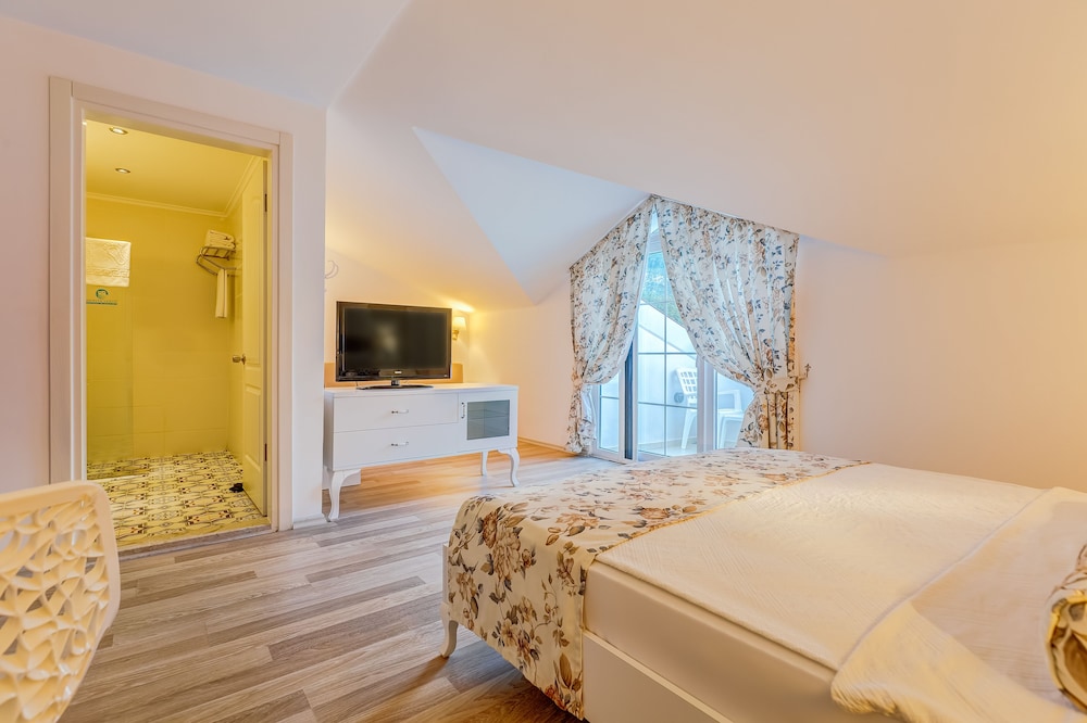 Monta Verde Hotel And Villas 17/36