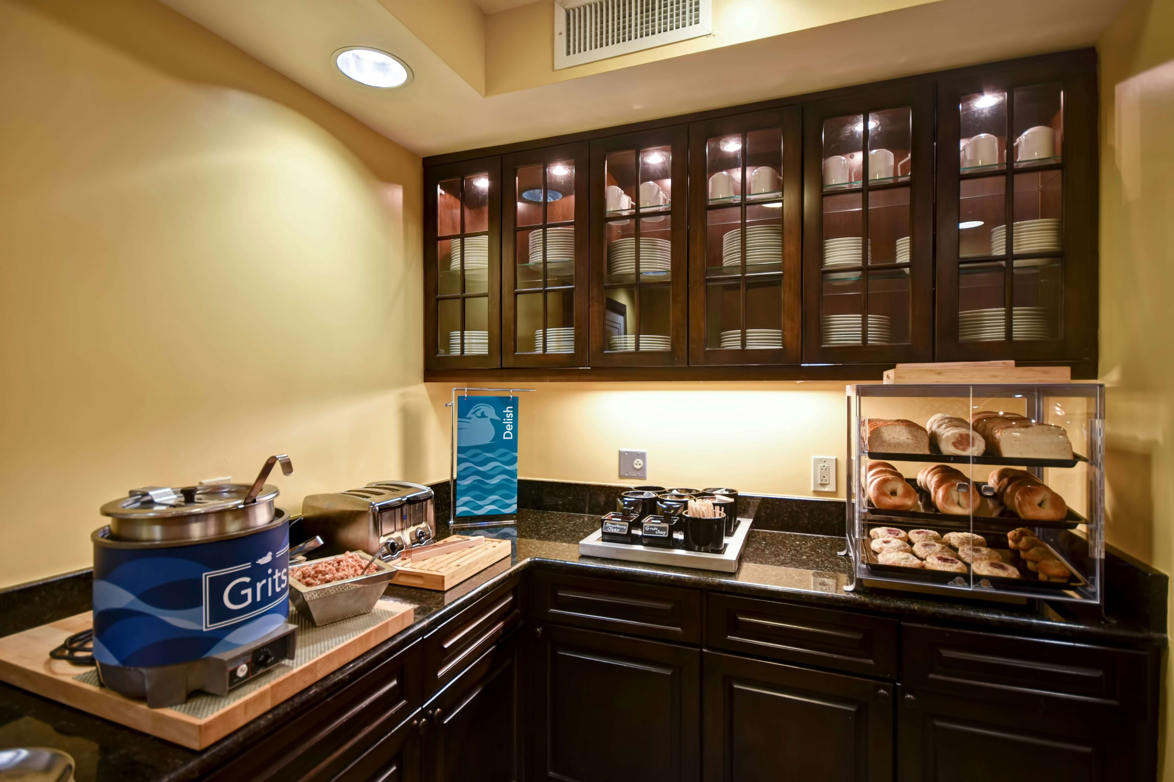 Homewood Suites by Hilton Charleston Airport 6/59