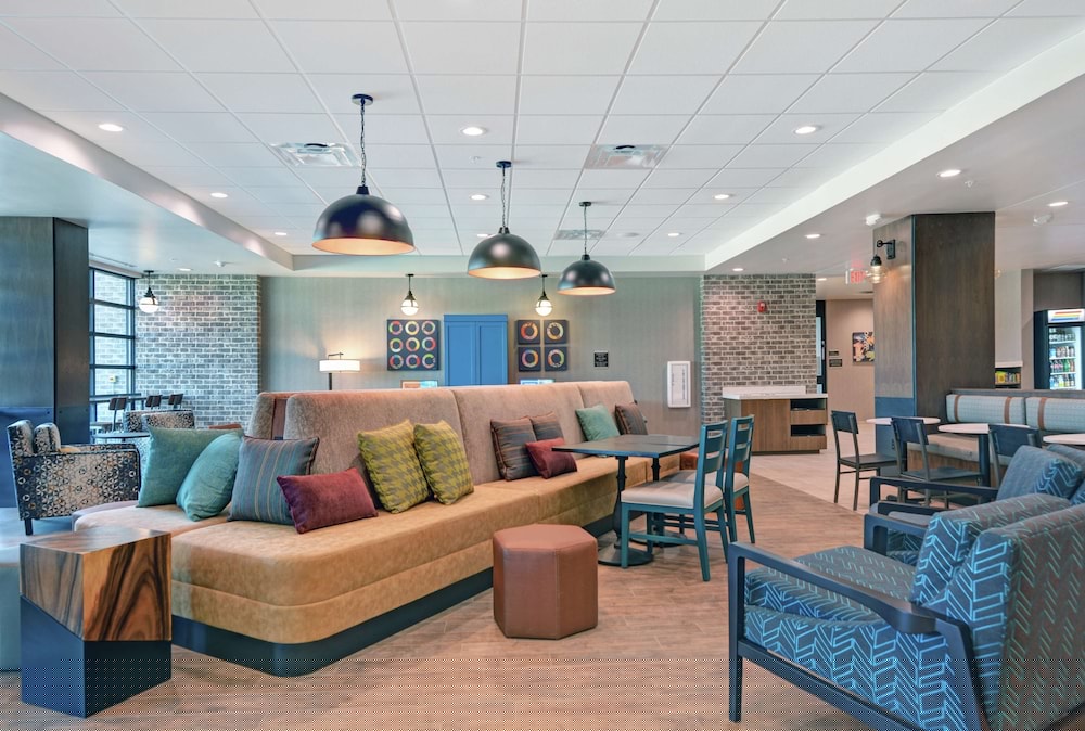 Home2 Suites By Hilton Bettendorf Quad Cities Ia 35/49