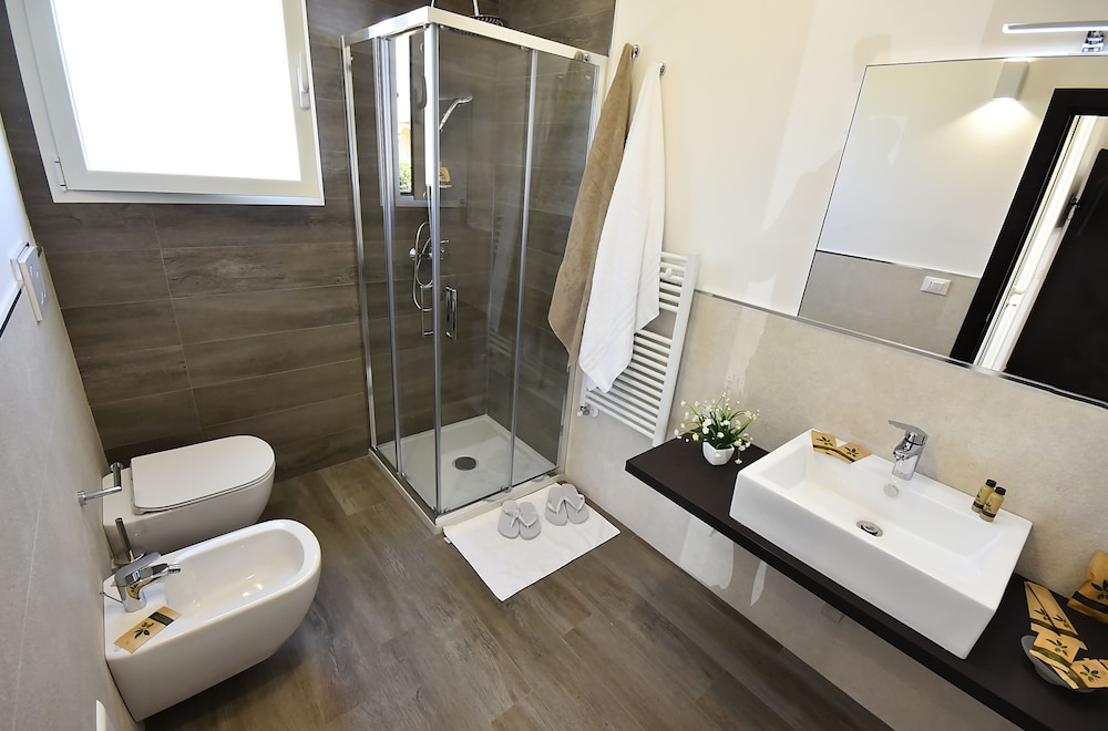 Borgo Fiorito Relais 37/43