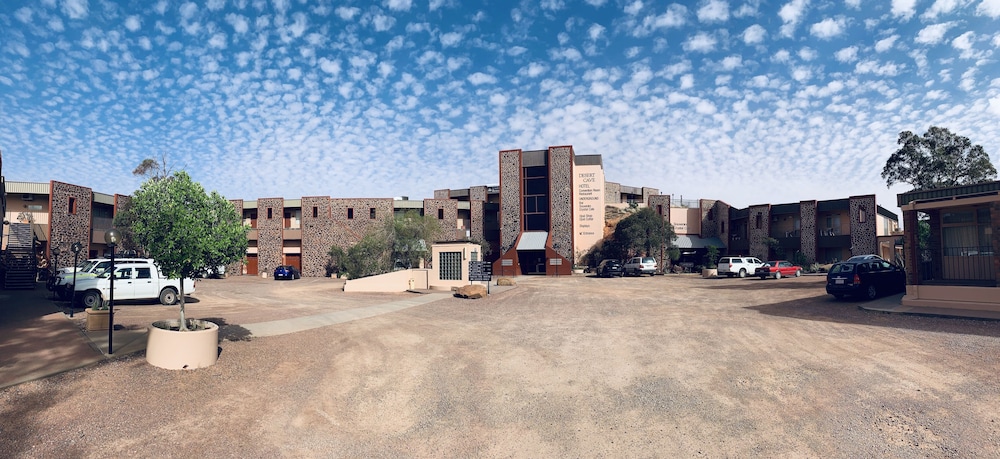 Desert Cave Hotel 33/50