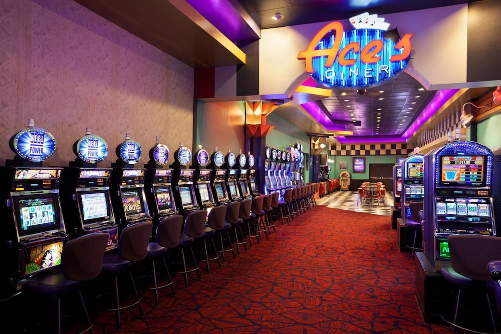 Harrah's Joliet - A Caesars Rewards Destination 69/70