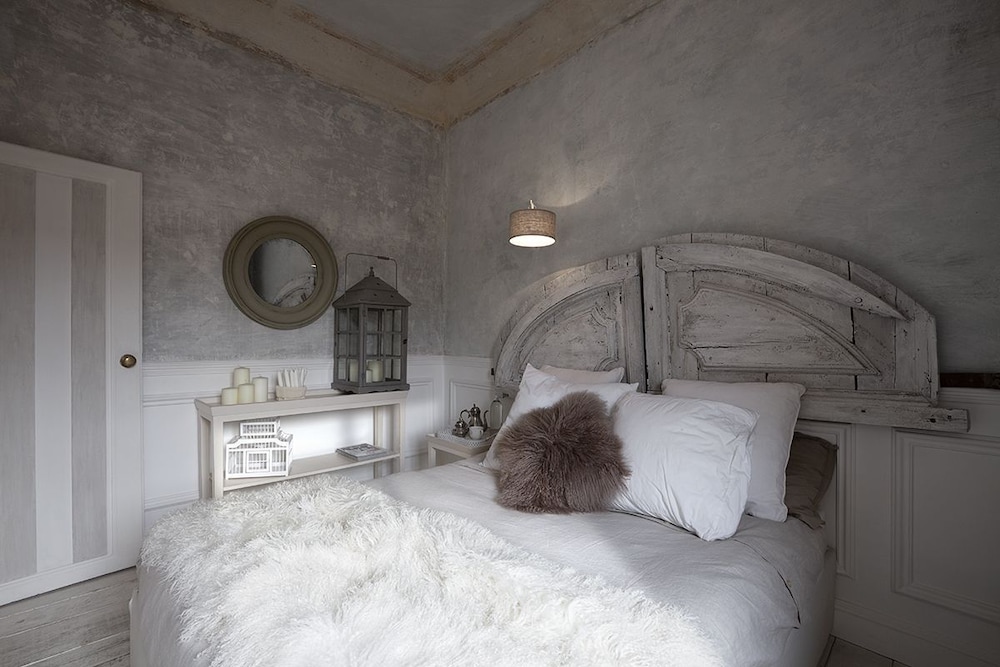 White Home 7/28