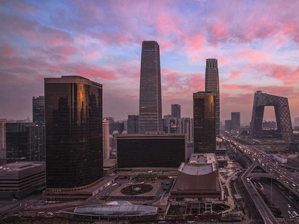 China World Summit Wing, Beijing, A Shangri-La Hotel 69/72