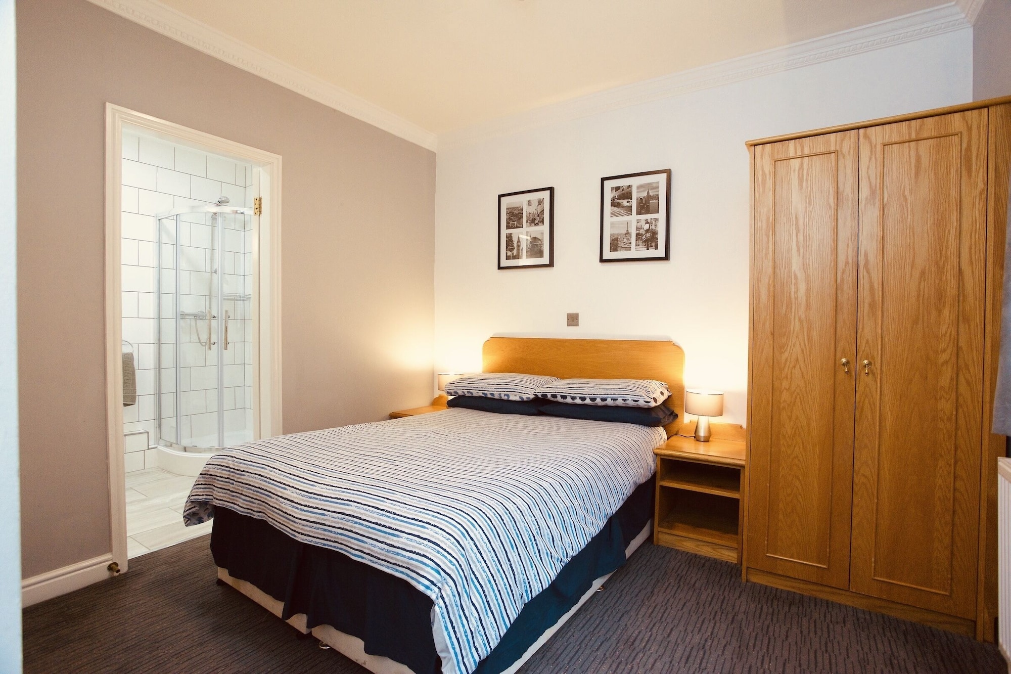 Classic, Double Bed