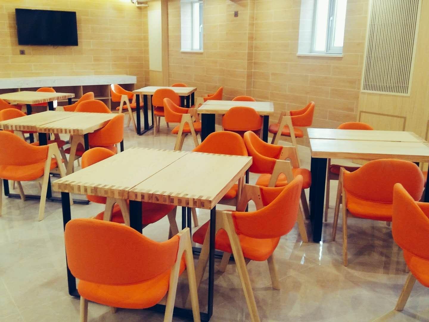 7 Day Superior Hotel (Guomao Jinsong Subway Station) 40/45