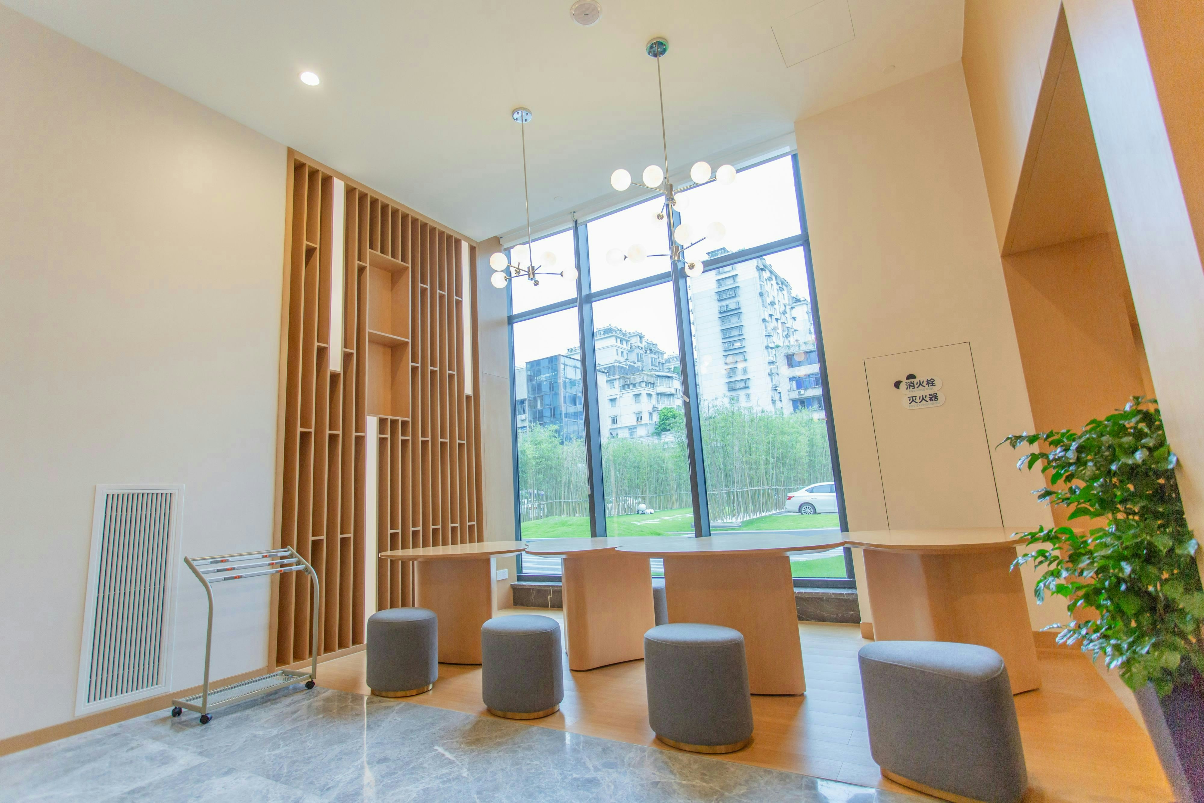 Holiday Inn Express Ya an City Center 32/50