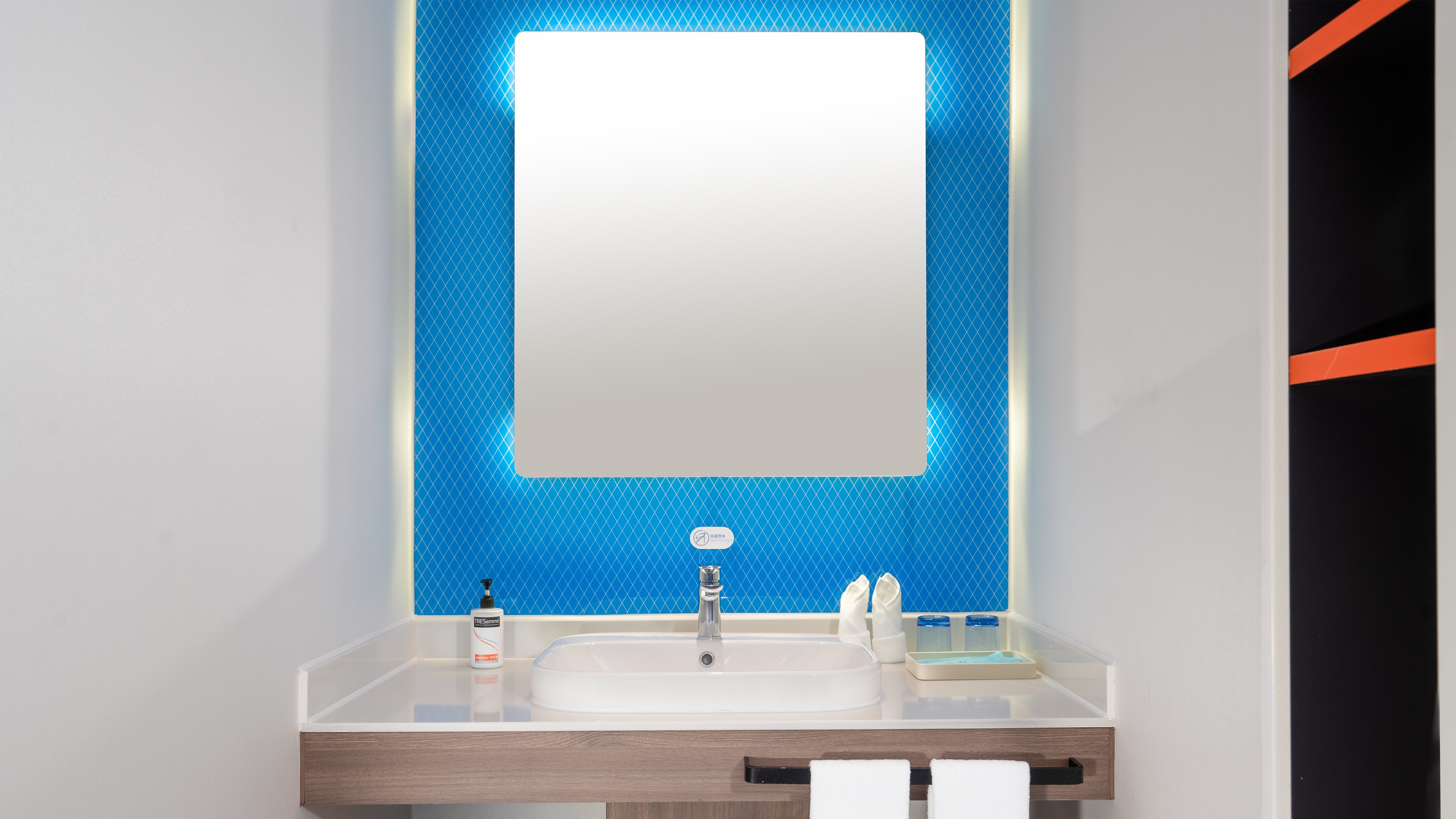 HOLIDAY INN EXPRESS Chengdu High-Tech Zone 78/78