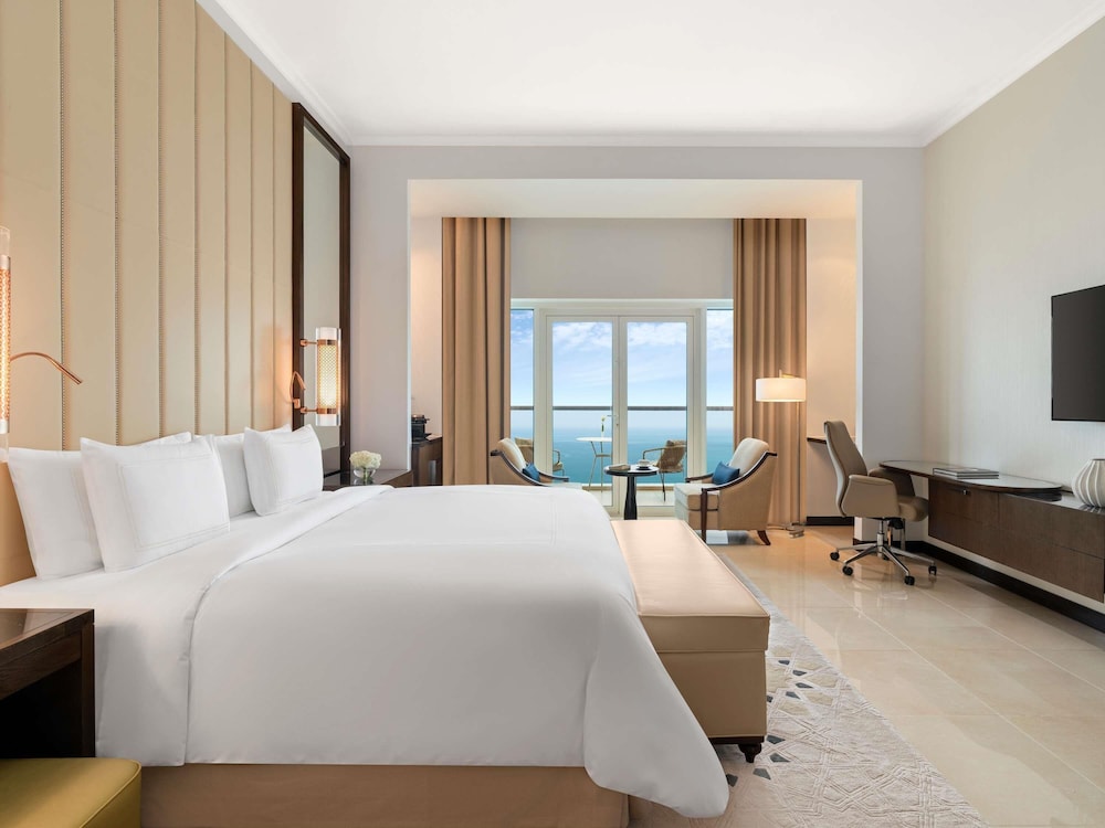 Rixos Marina Abu Dhabi 13/48