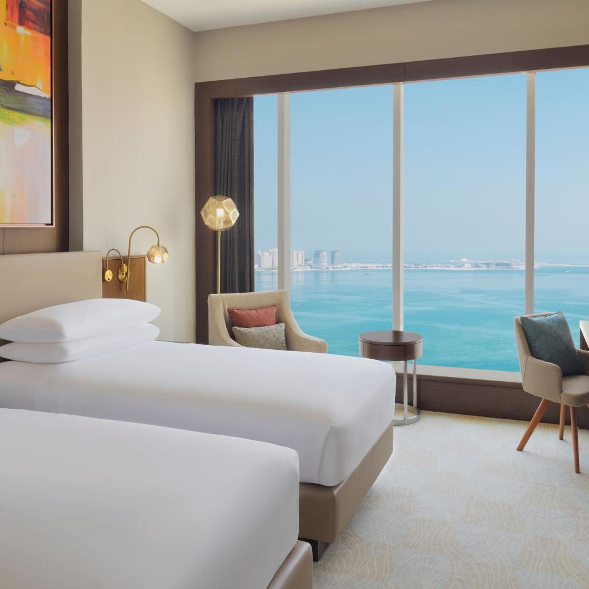 Deluxe, Twin Beds, Sea View, Delta Hotels Marriott City Center Doha 2/8