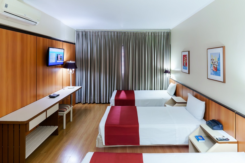 JUNIOR SUITE, 3 BEDS