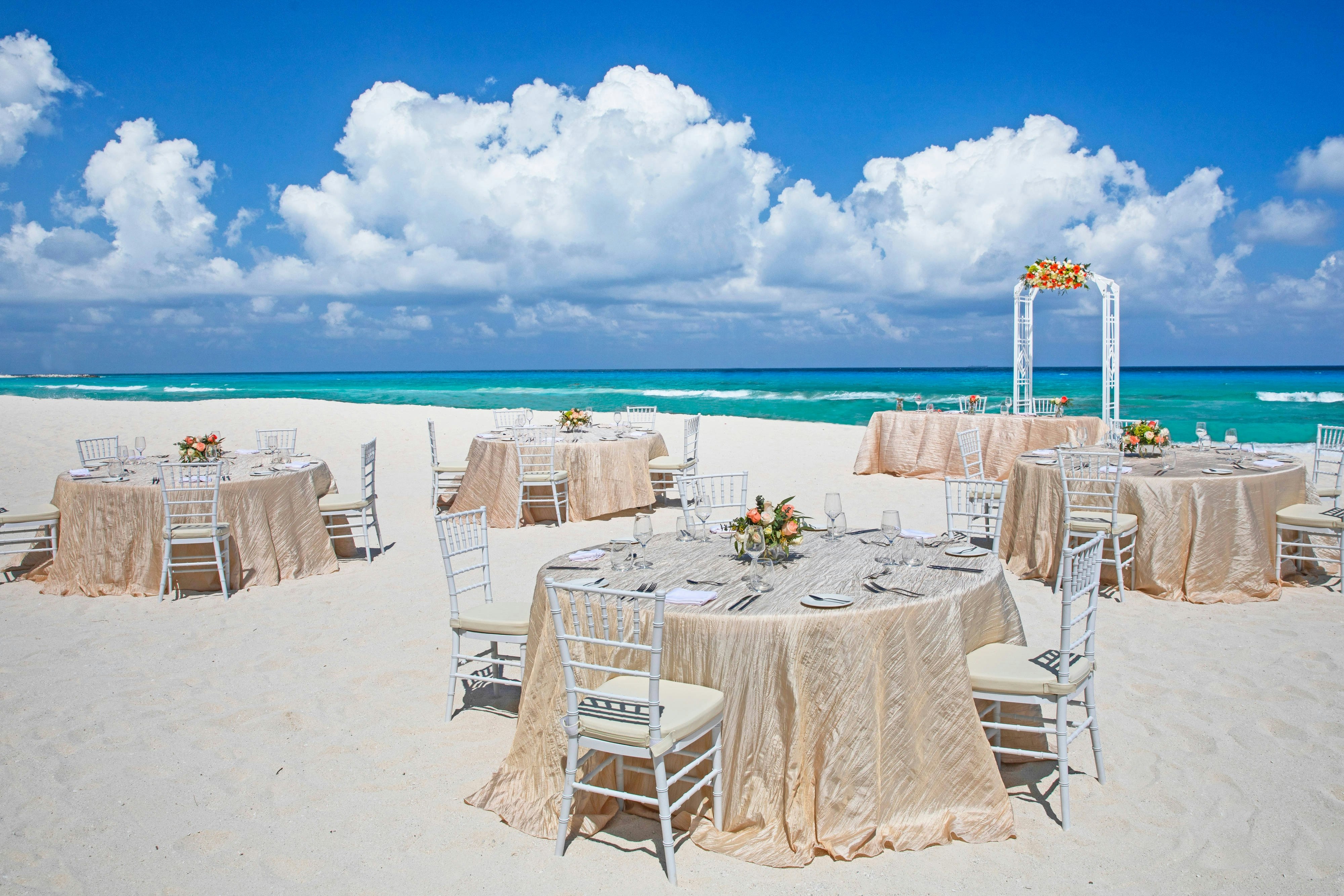 Royalton CHIC Cancun, An Autograph Collection (ex Royalton Cancun) 65/71