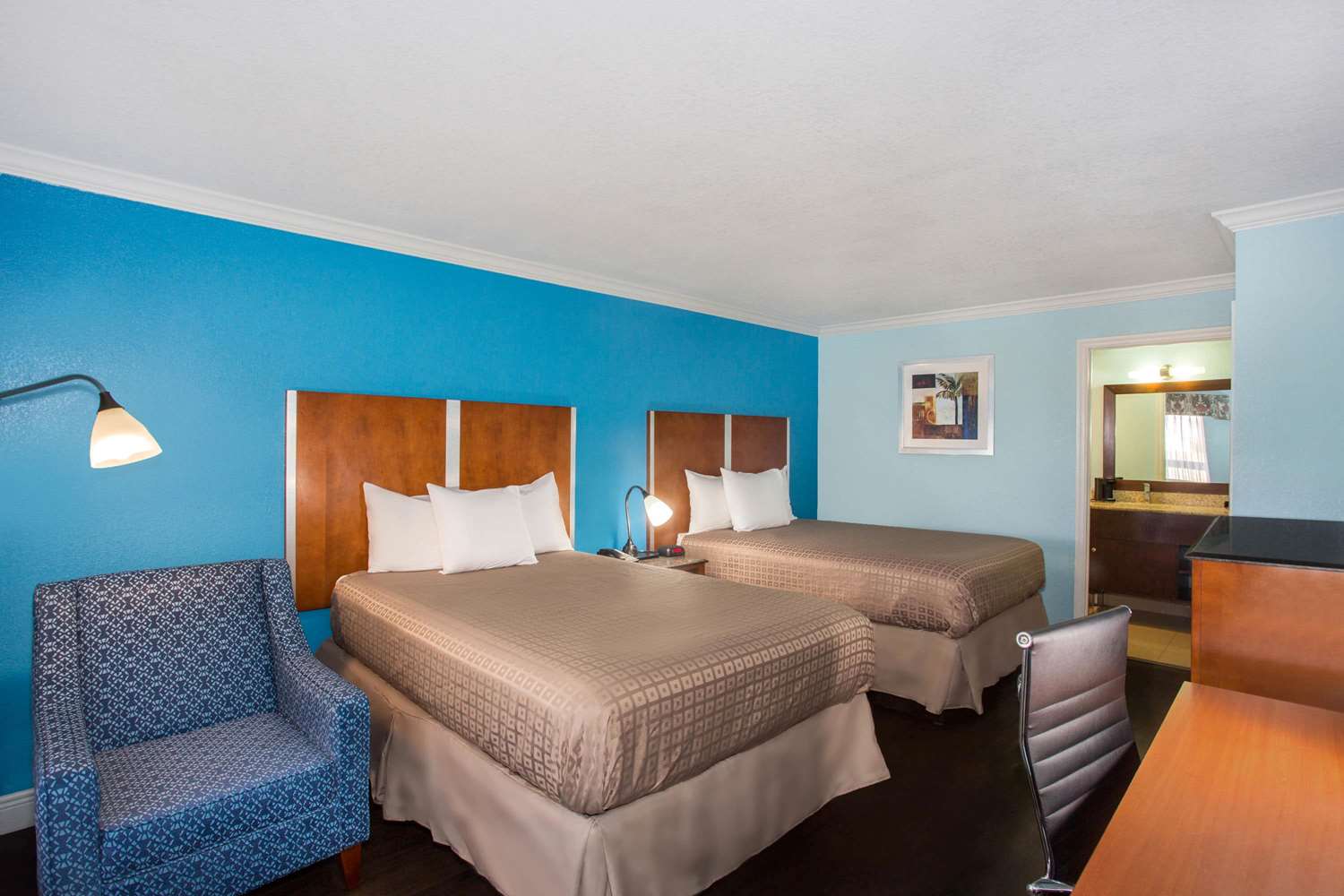 Days Inn By Wyndham Florida City 11/28