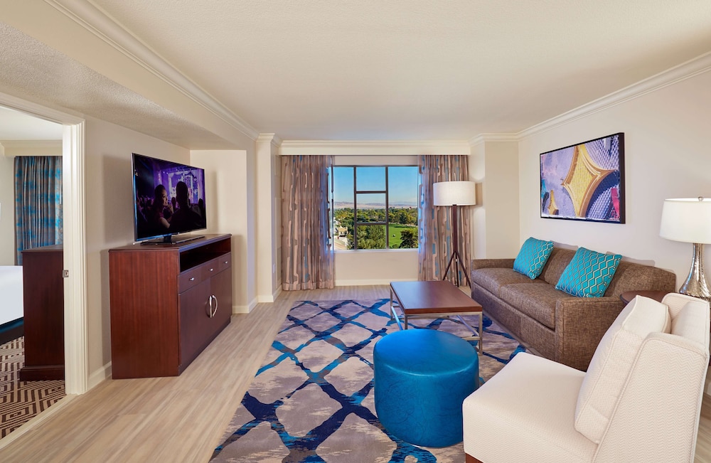 Hilton Grand Vacations Club Paradise Las Vegas 34/53