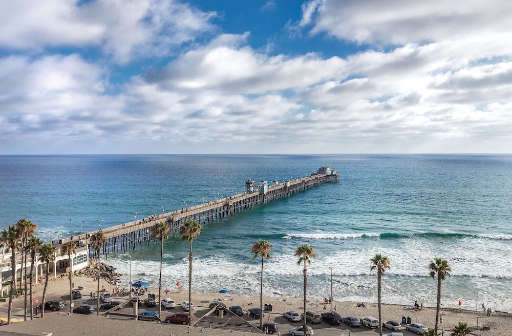 Club Wyndham Oceanside Pier Resort 22/39
