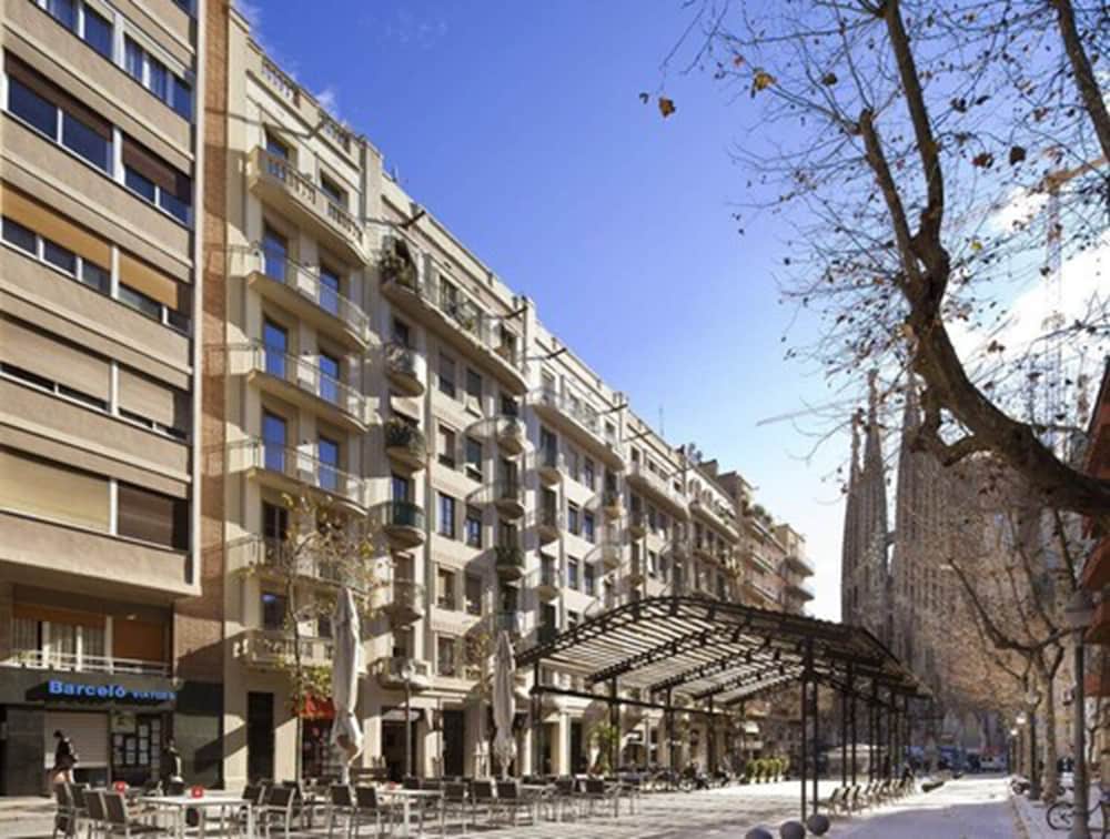 Enjoybcn Gaudi Apartments 6/50