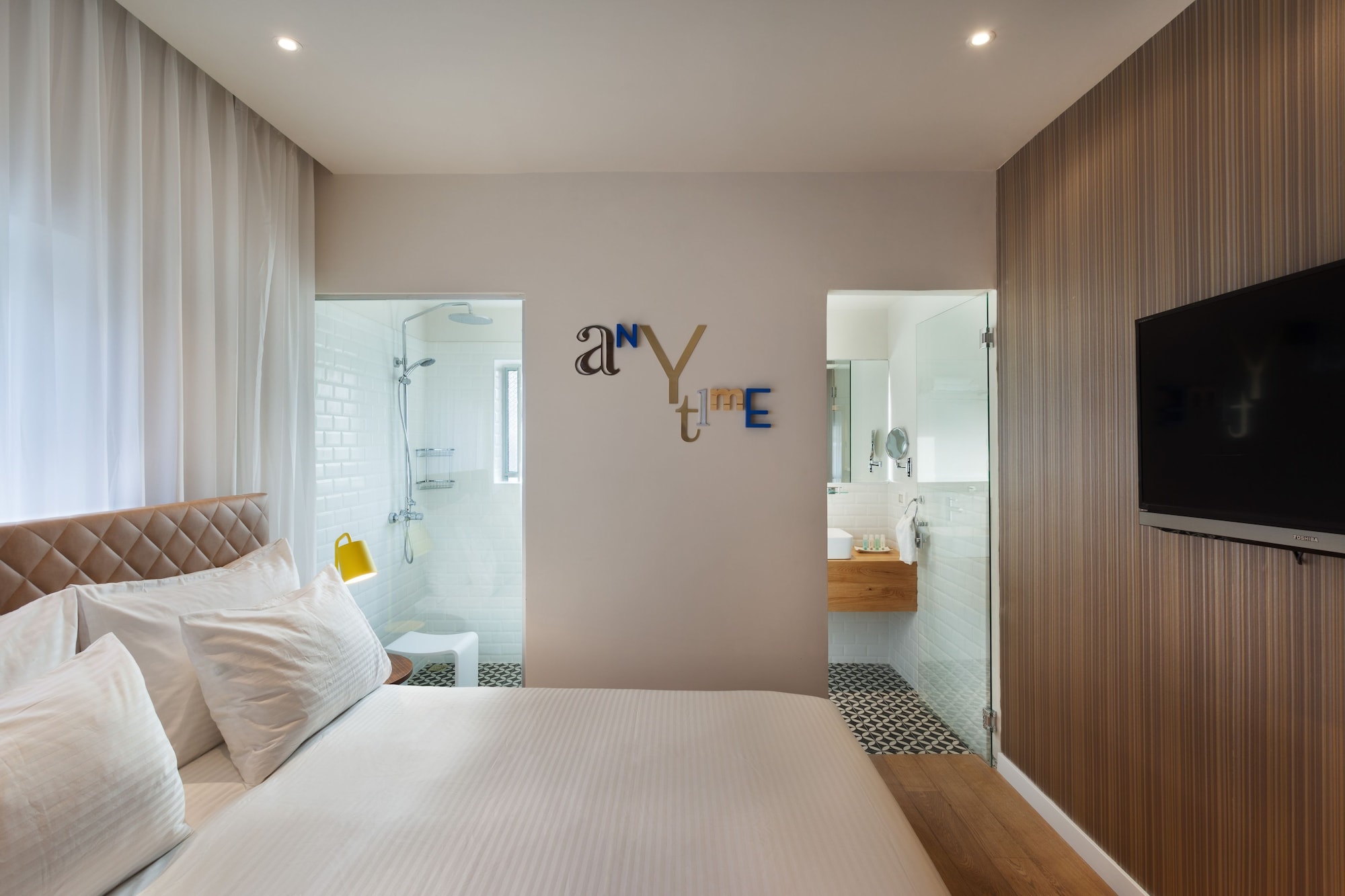 CLASSIC, DOUBLE OR TWIN BED