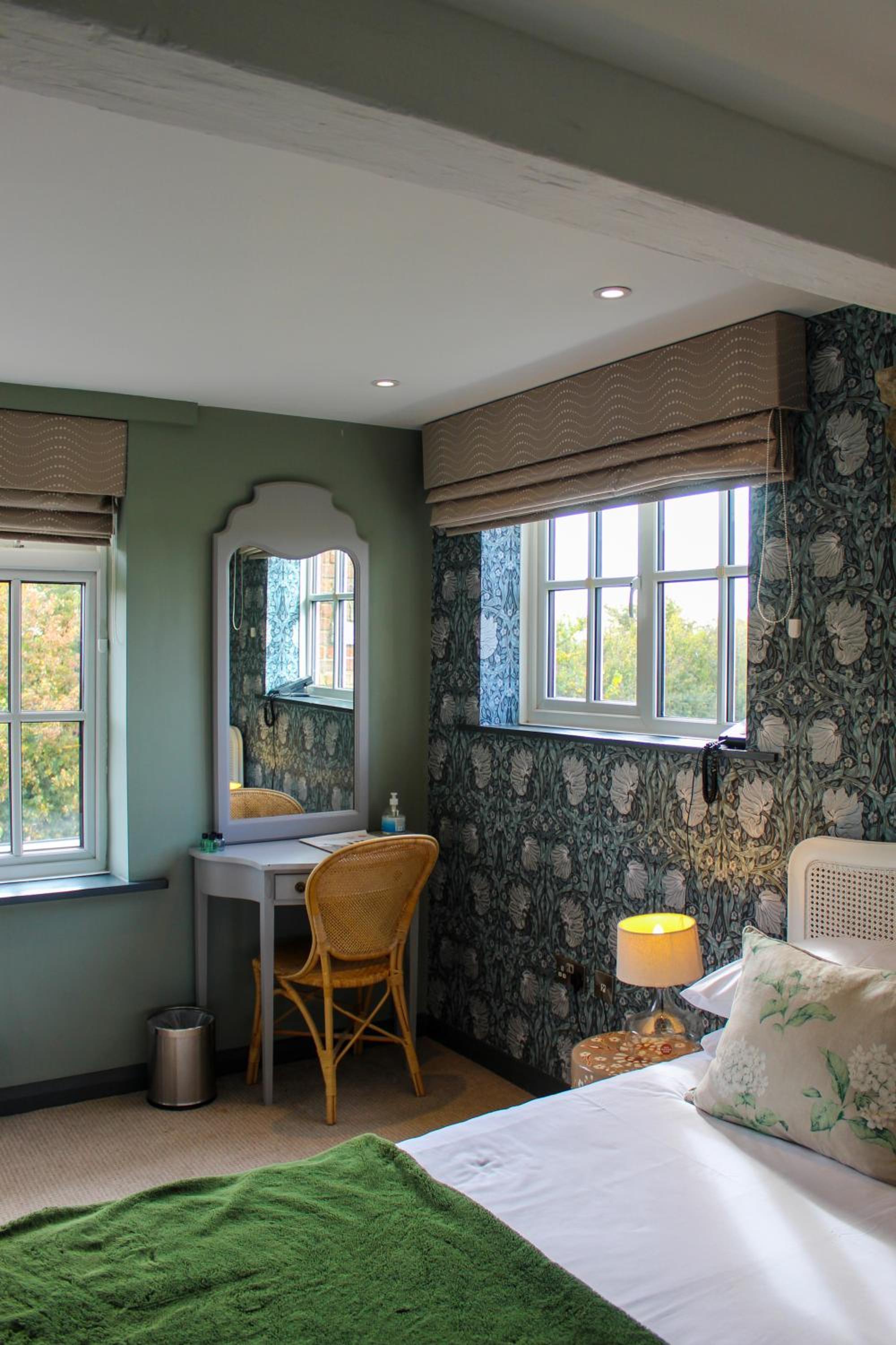 Crescent Turner Hotel 11/51