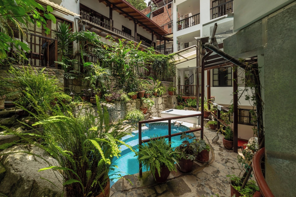 Gringo Bill S Boutique Hotel 84/90